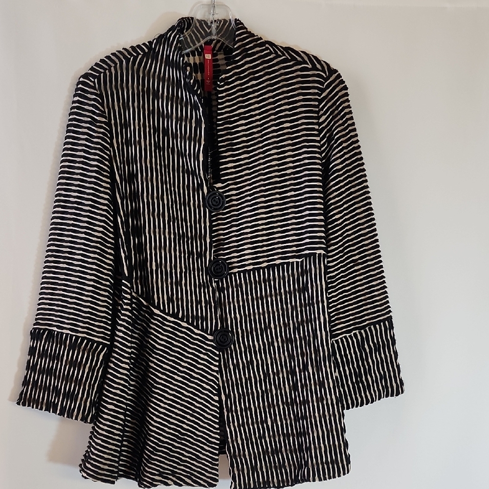 IC COLLECTION Black and Cream Striped Jacket - Picture 10 of 11